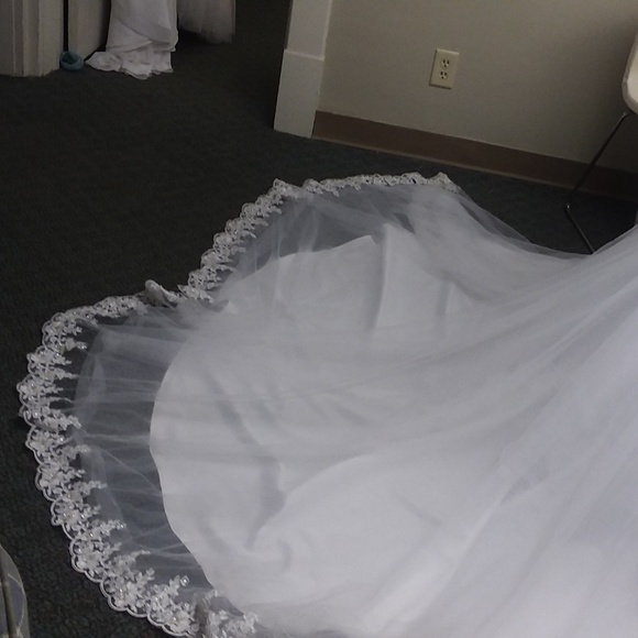 NWT Mermaid Style White Alfred Angelo Bridal Dress - Picture 7 of 10